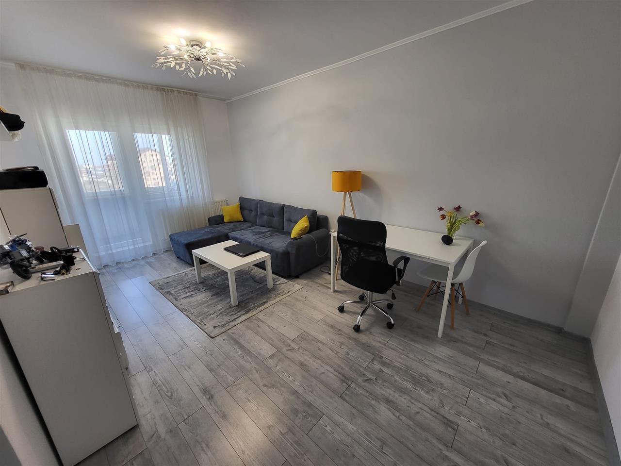 Vanzare apartament decomandat Militari Residence Tineretului 63