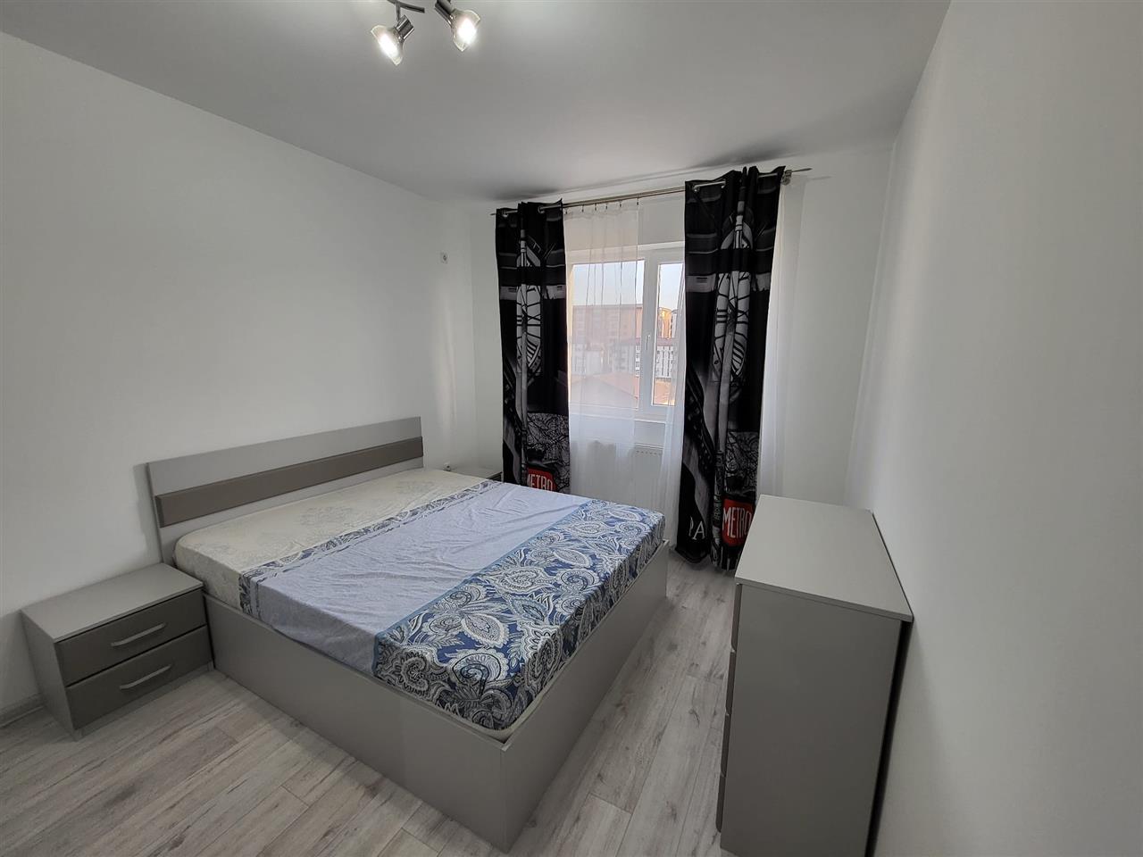 Vanzare apartament decomandat Militari Residence Tineretului 63